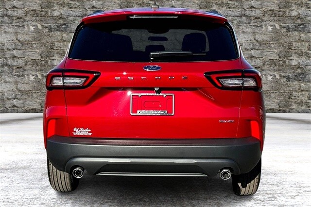 2026 Ford Escape ST-Line photo 4