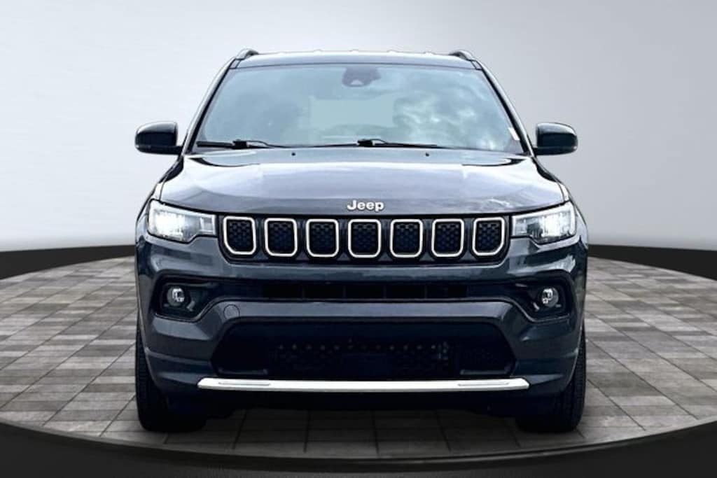 Used 2023 Jeep Compass Limited SUV