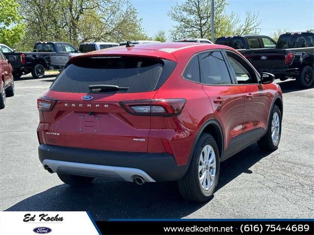 2025 Ford Escape Active photo 3