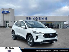 2025 Ford Escape Hybrid ST-Line Select SUV
