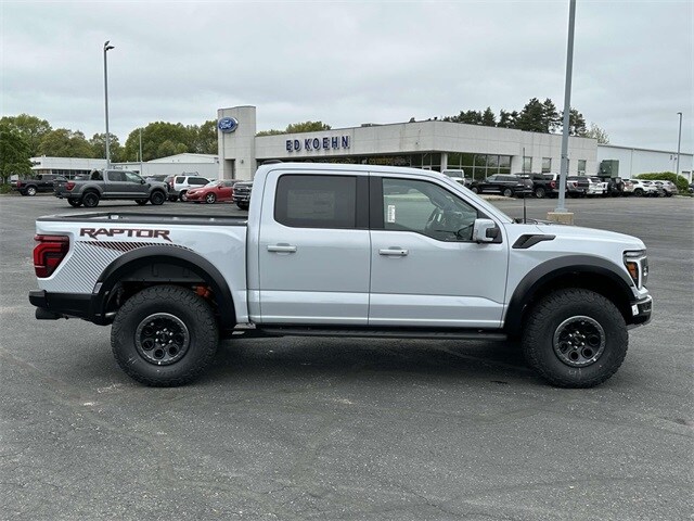 2025 Ford F-150 Raptor photo 2
