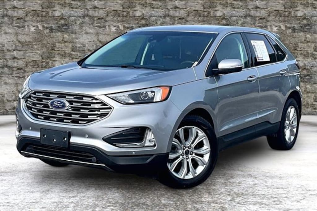 Used 2022 Ford Edge Titanium SUV