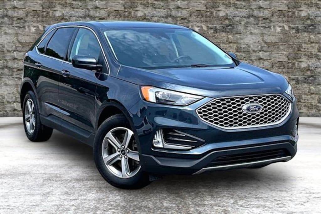 Used 2024 Ford Edge SEL SUV