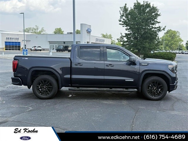 Used 2024 GMC Sierra 1500 Elevation with VIN 1GTUUCED2RZ146427 for sale in Greenville, MI
