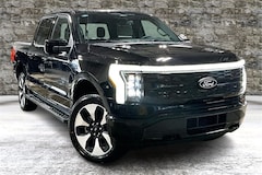 2025 Ford F-150 Lightning Platinum Truck