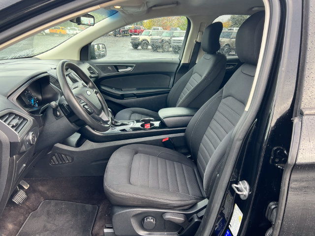 Used 2017 Ford Edge SE SUV