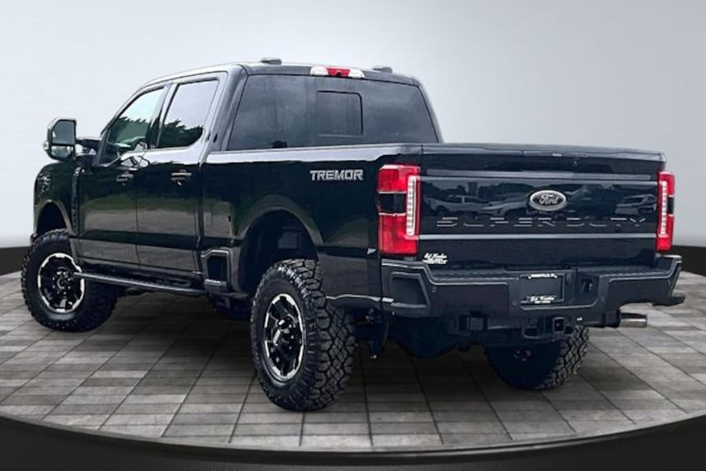 New 2026 Ford F-250SD Lariat Truck