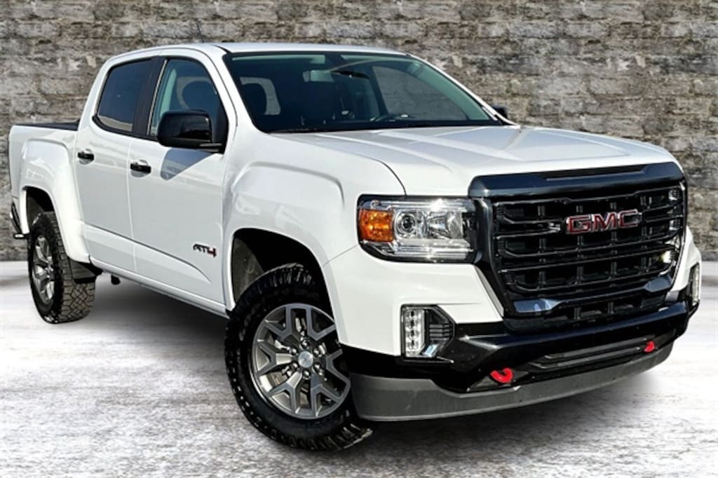 Used 2022 GMC Canyon AT4 w/Leather Truck