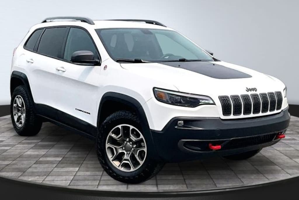 Used 2020 Jeep Cherokee Trailhawk SUV