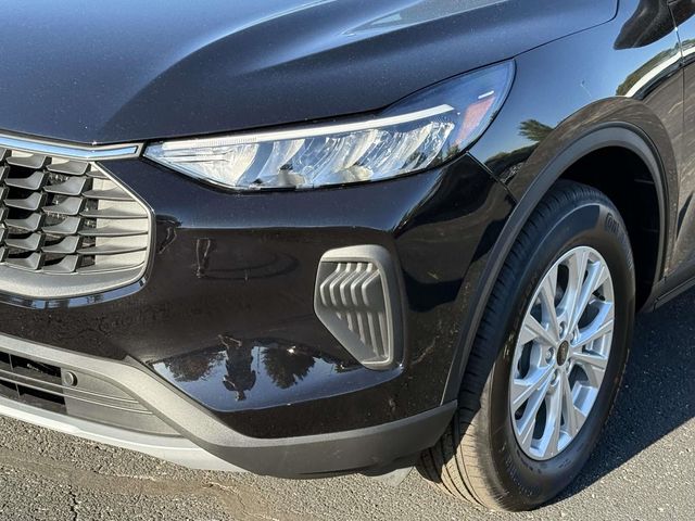2026 Ford Escape Active - Photo 8