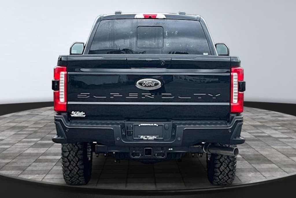 New 2026 Ford F-250SD Lariat Truck