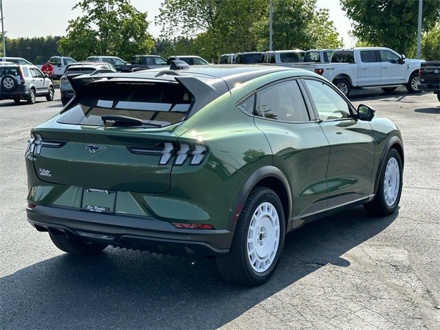 2025 Ford Mustang Mach-E GT photo 2