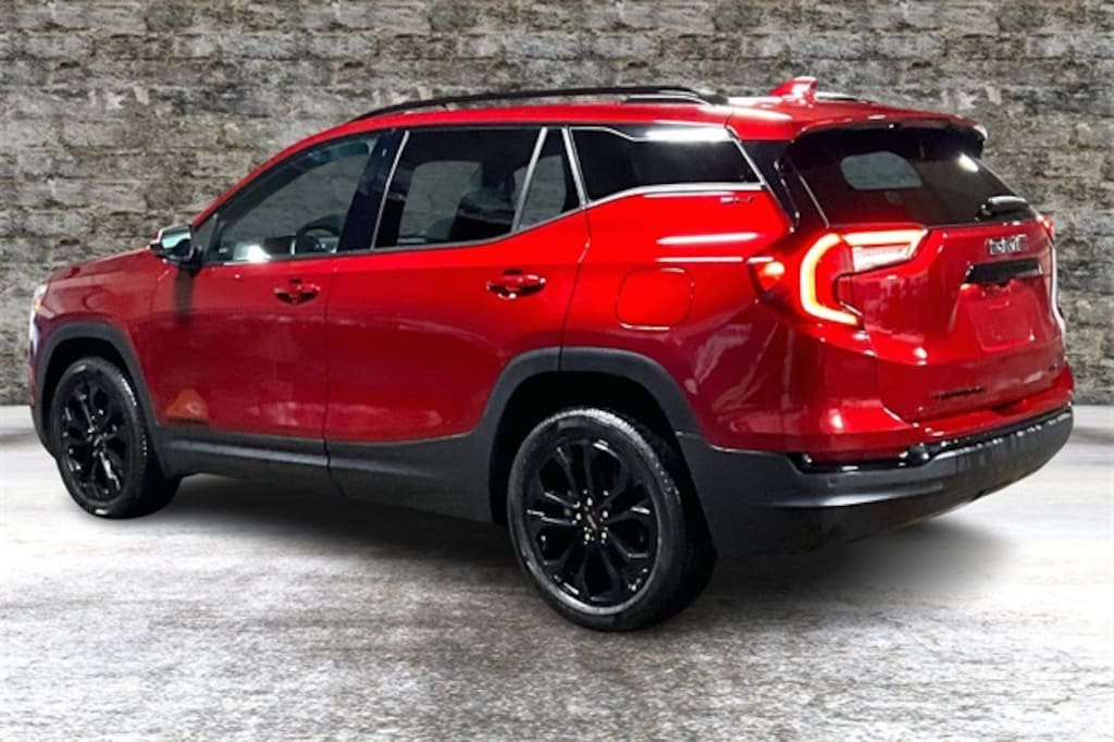 Certified 2022 GMC Terrain SLT SUV