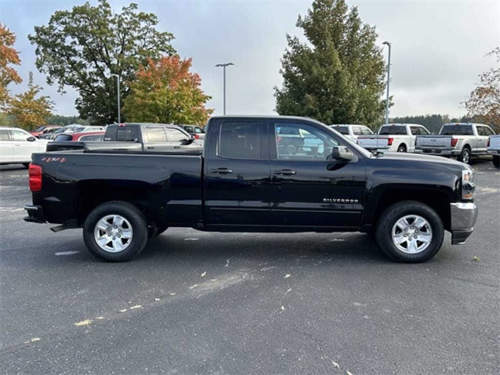Used 2018 Chevrolet Silverado 1500 LT Truck