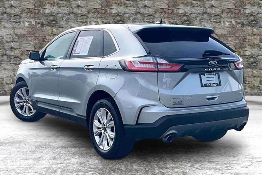 Used 2022 Ford Edge Titanium SUV