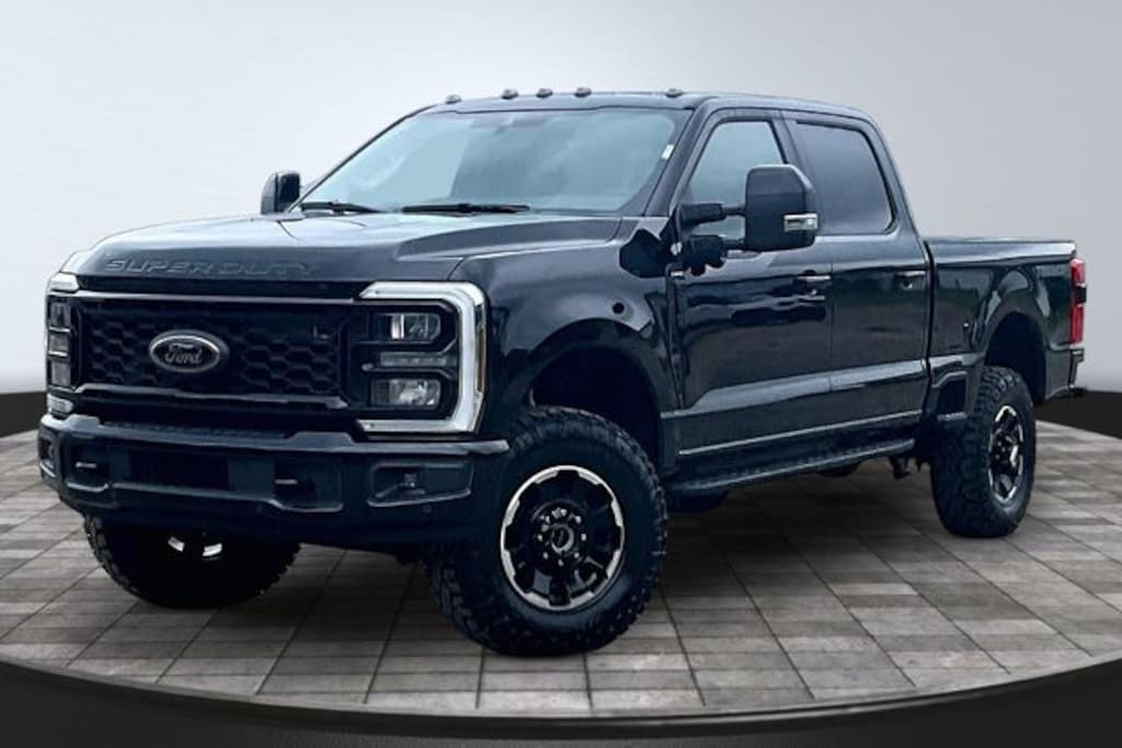 New 2026 Ford F-250SD Lariat Truck