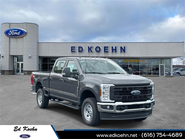 2026 Ford F-350 Super Duty XL's photo