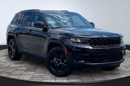 2024 Jeep Grand Cherokee Altitude SUV