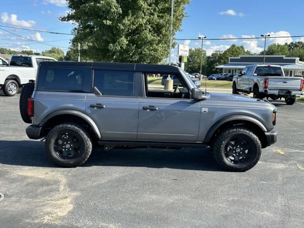 New 2025 Ford Bronco Big Bend SUV