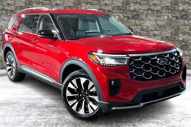 2026 Ford Explorer Platinum's photo