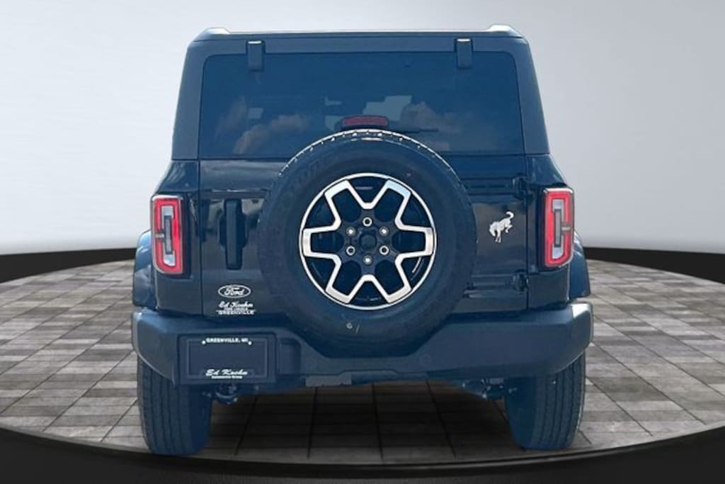 New 2026 Ford Bronco Outer Banks SUV