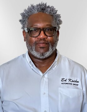 Staff member Mike Ruff from ID_f2bb23562de7