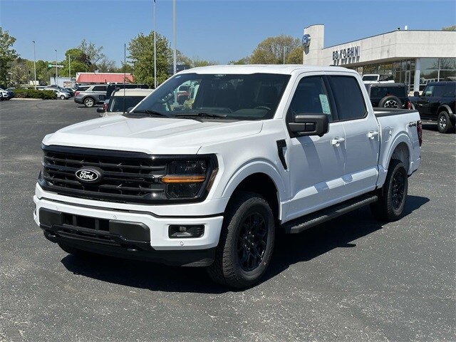 2025 Ford F-150 XLT photo 2