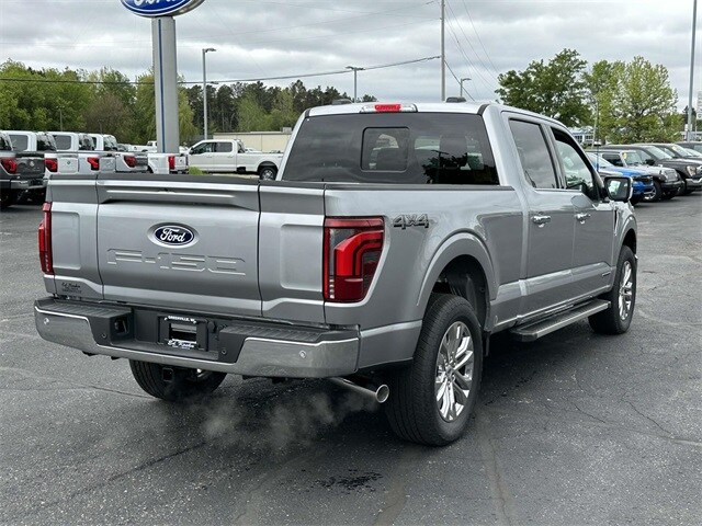 2025 Ford F-150 Lariat photo 3