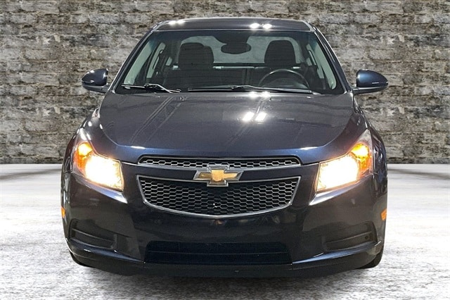 Used 2014 Chevrolet Cruze 1LT with VIN 1G1PC5SB2E7480308 for sale in Greenville, MI