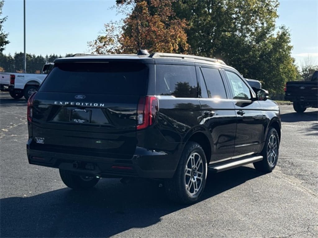 New 2025 Ford Expedition Active SUV