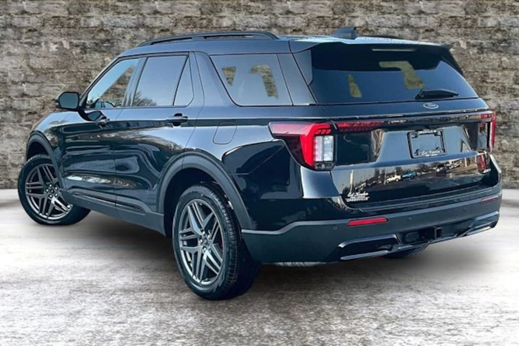 New 2026 Ford Explorer ST-Line SUV