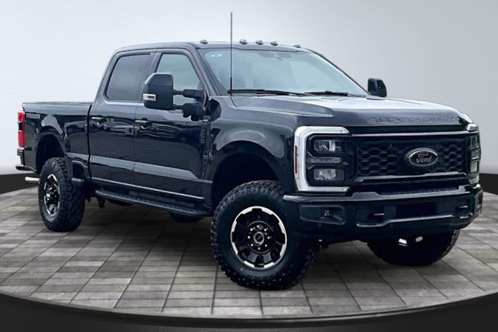 New 2026 Ford F-250SD Lariat Truck