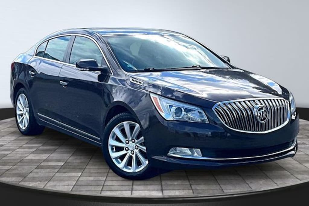 Used 2016 Buick Lacrosse Leather Group Sedan