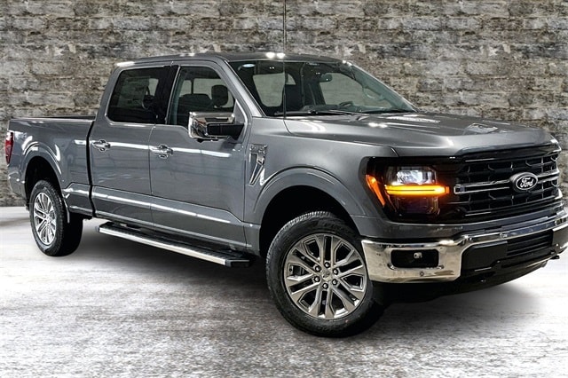 2025 Ford F-150 XLT's photo