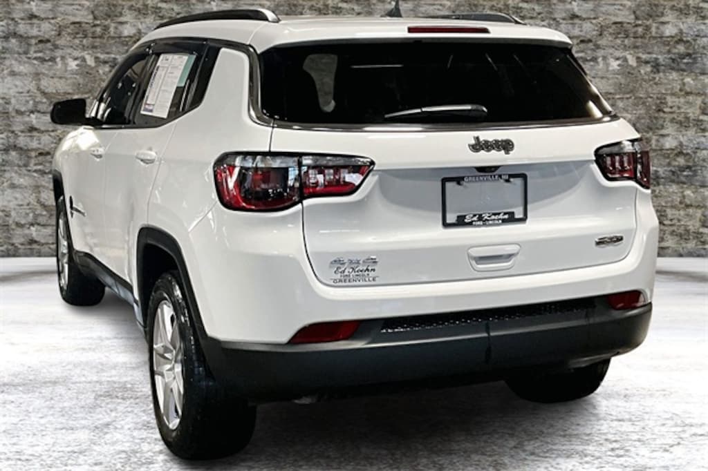 Used 2022 Jeep Compass Latitude SUV