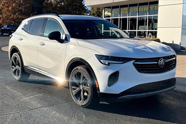 2023 Buick Envision Preferred's photo