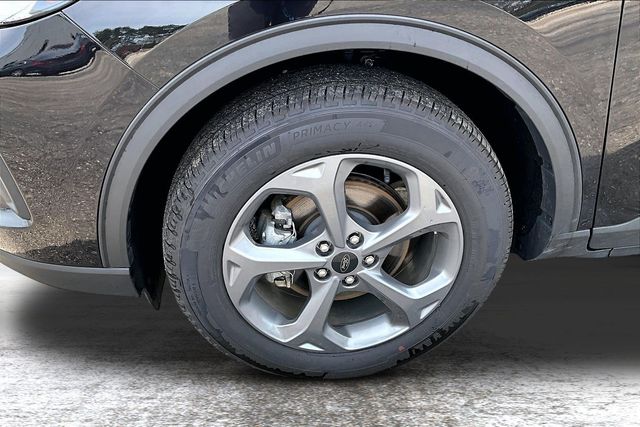 2026 Ford Escape ST-Line Select - Photo 13