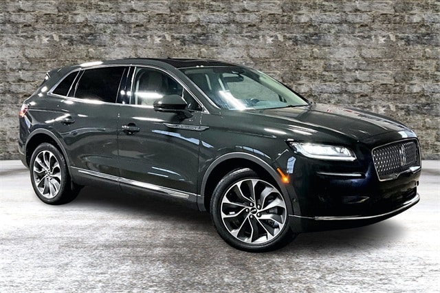 2022 Lincoln Nautilus Reserve's photo