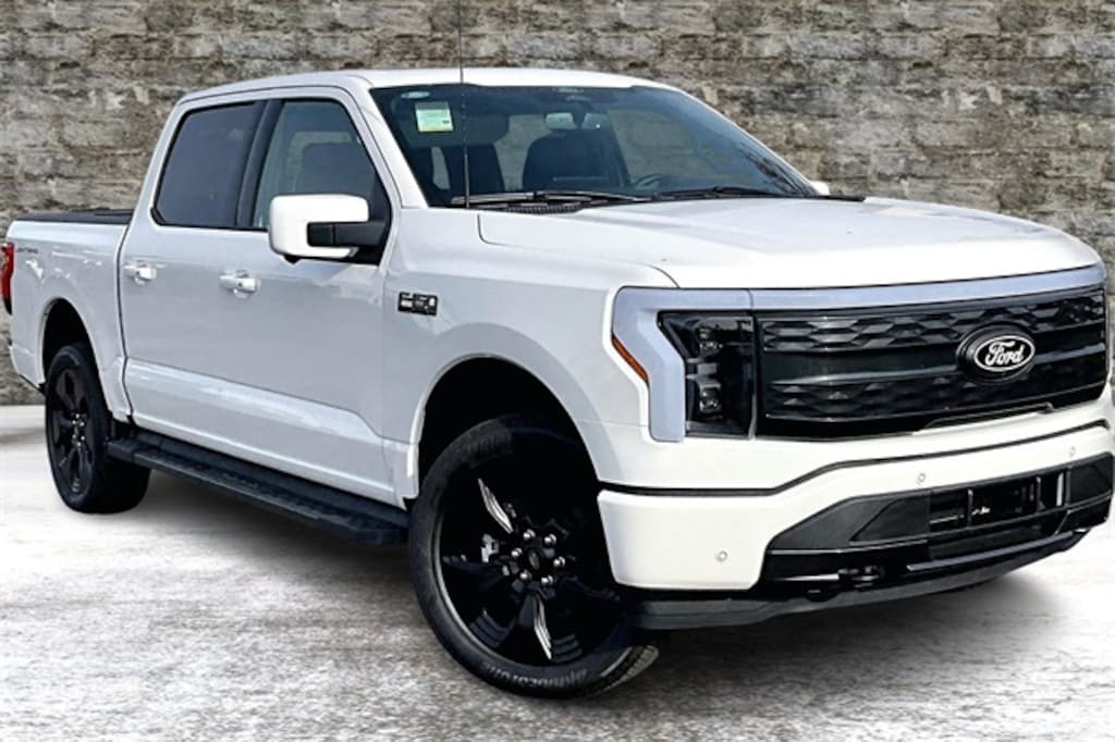 New 2025 Ford F-150 Lightning Platinum Truck