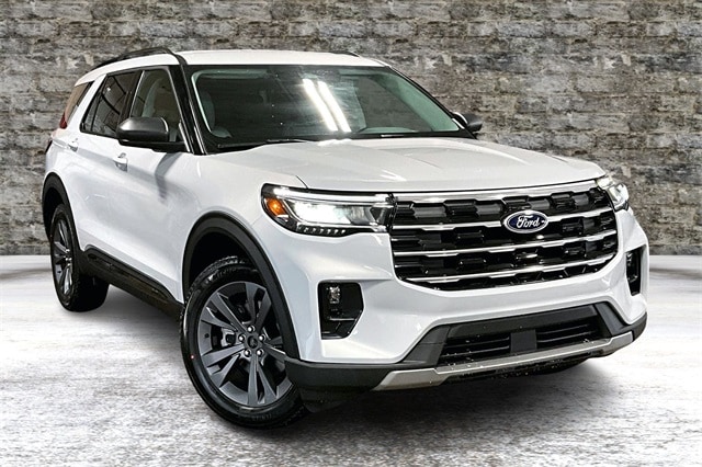 2026 Ford Explorer Active's photo