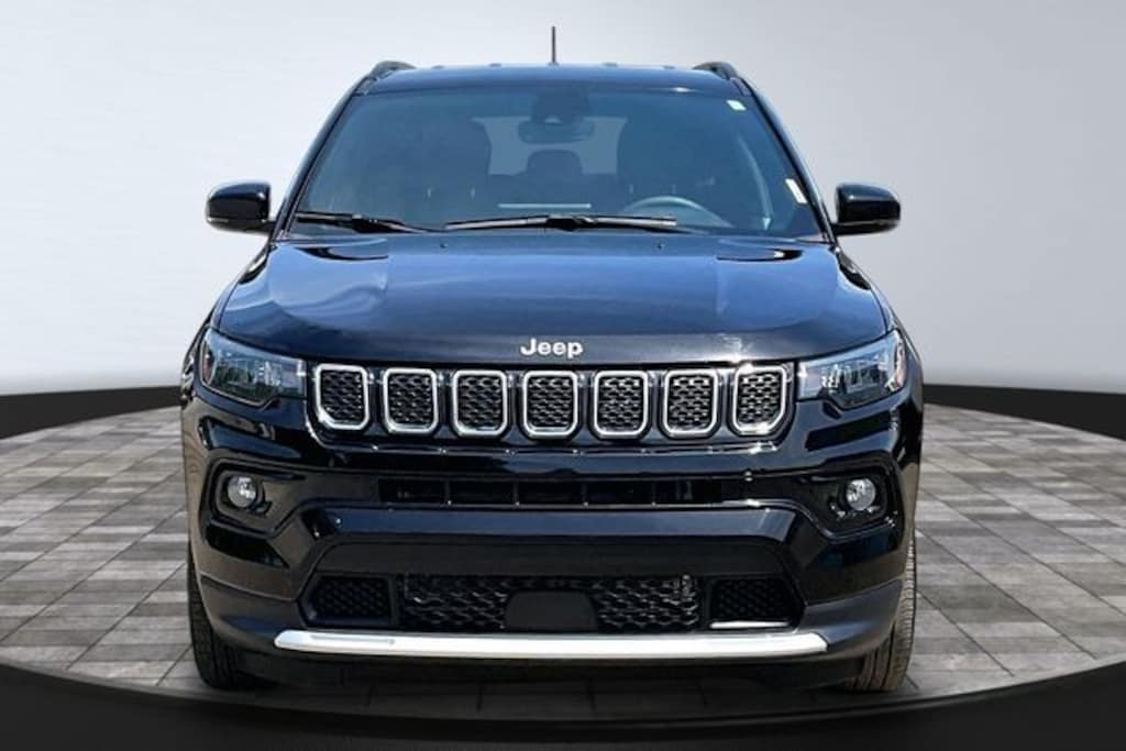 Used 2023 Jeep Compass Limited SUV