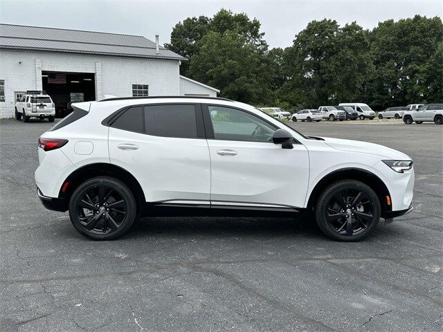 2023 Buick Envision Preferred photo 2