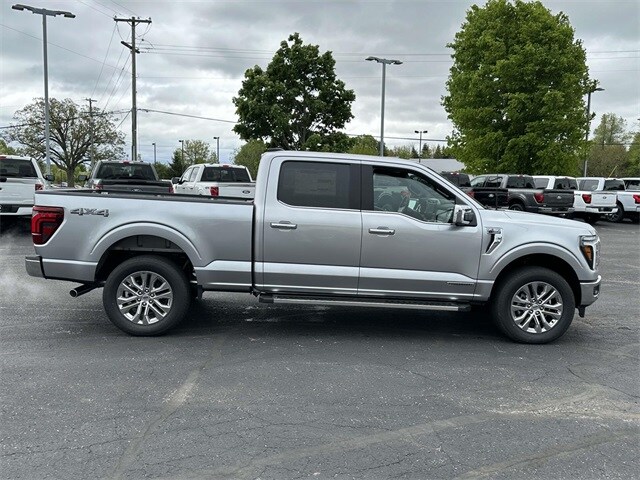 2025 Ford F-150 Lariat photo 2