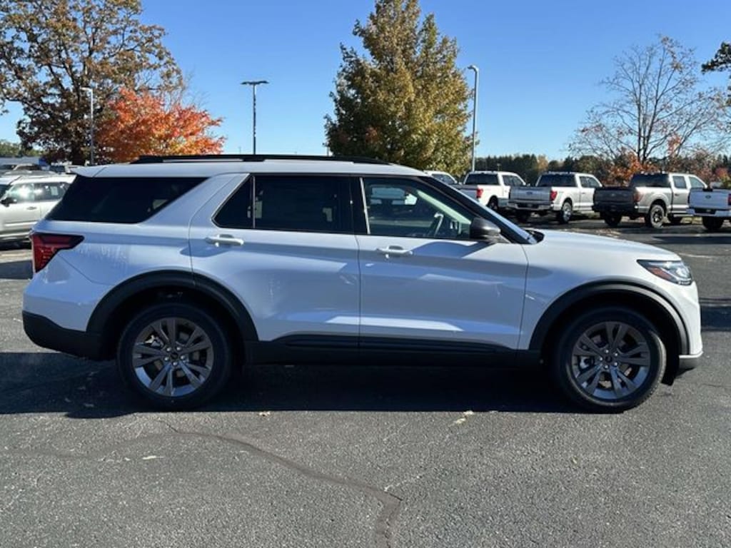 New 2026 Ford Explorer Active SUV