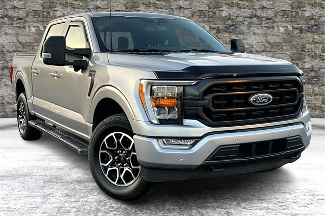 2022 Ford F-150 XLT's photo