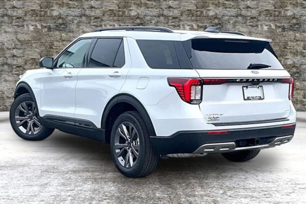 New 2026 Ford Explorer Active SUV