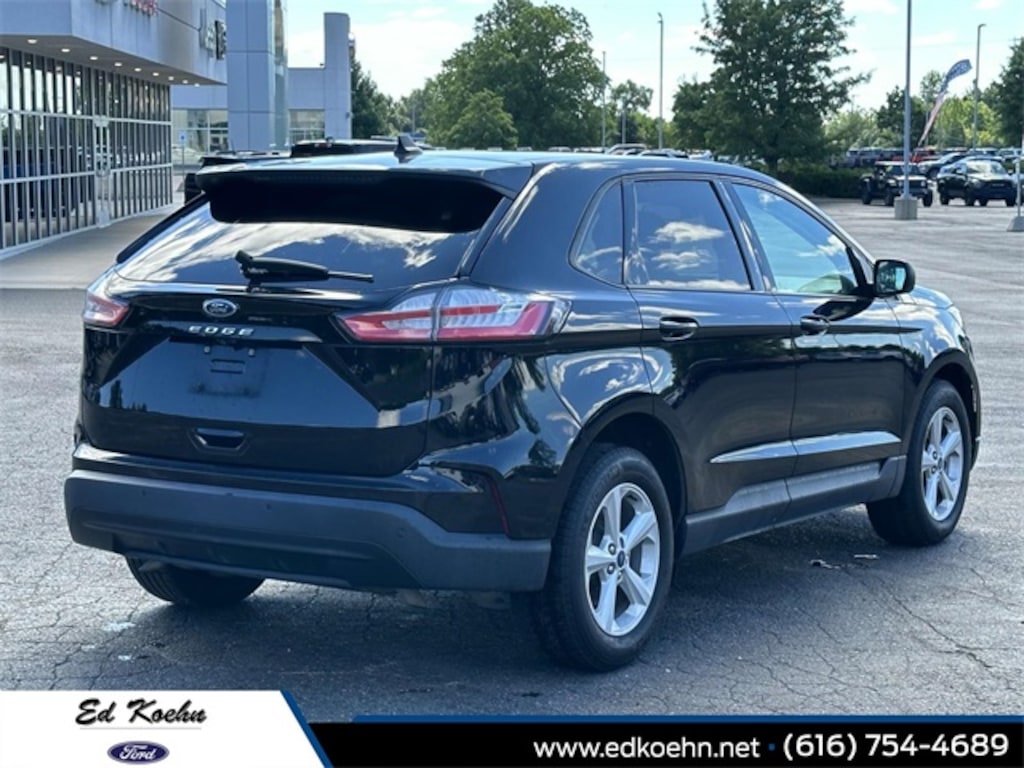 Used 2021 Ford Edge SE SUV