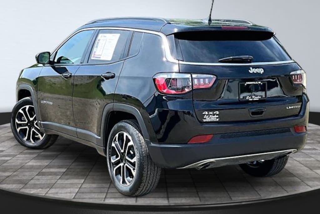 Used 2023 Jeep Compass Limited SUV