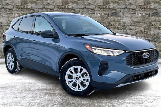 2025 Ford Escape Active's photo