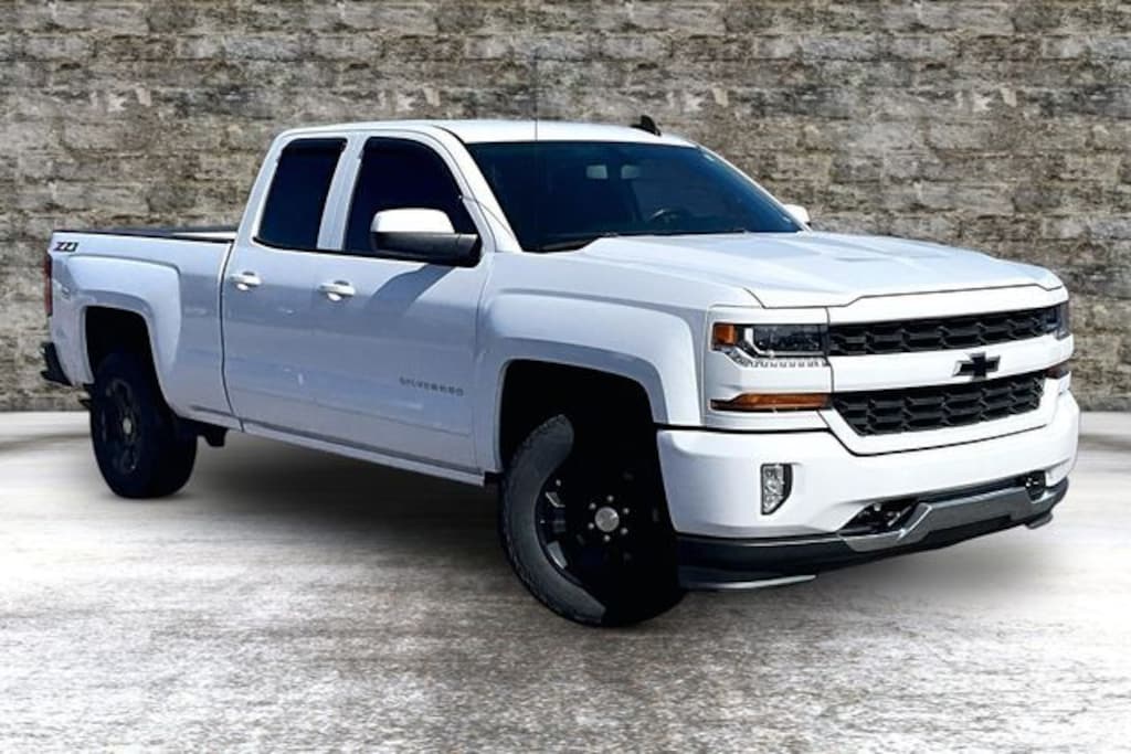 Used 2018 Chevrolet Silverado 1500 LT Truck